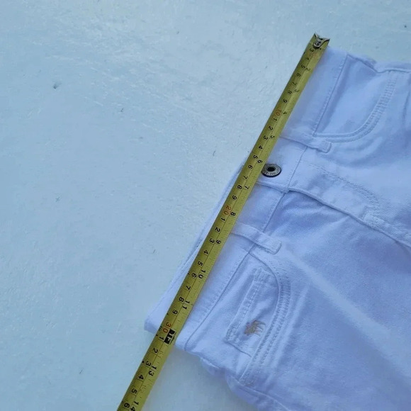 Abercrombie Kids Girls Bermuda Shorts Distressed White Denim Size 12 - Picture 3 of 10